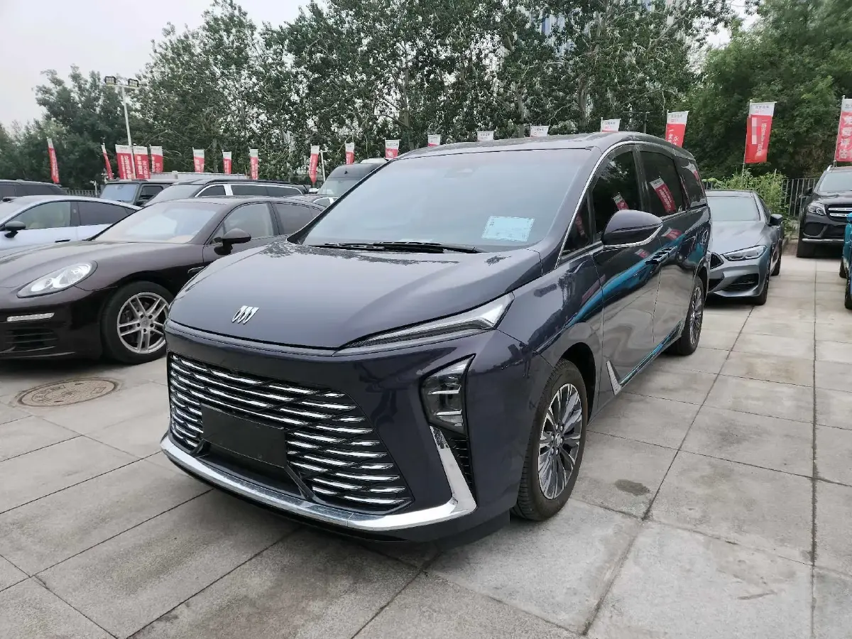 2025 Buick GL8 2.0T 237HP L4 9AT