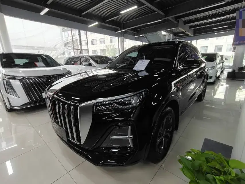 2023 HongQi HS5 2.0T 252HP L4 8AT