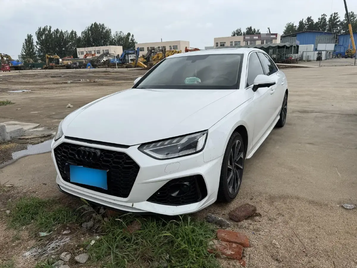 2020 Audi A4L 2.0T 150HP L4 7DCT