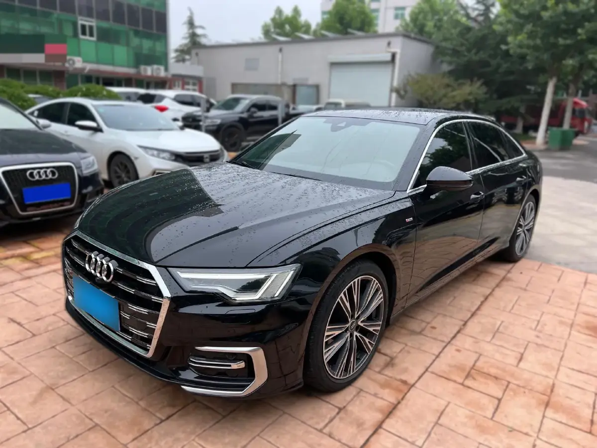 2023 Audi A6L 2.0T 190HP L4 7DCT