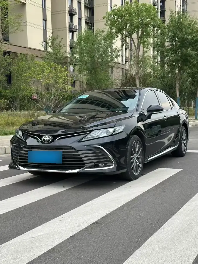 2023 Toyota Camry 2.5L 207HP L4 8AT