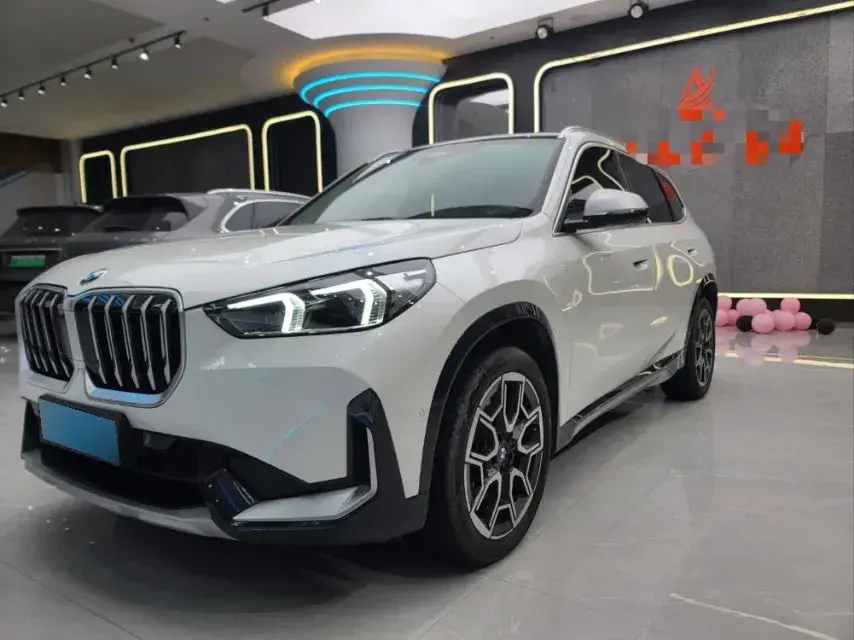 2023 BMW X1 2.0T 204HP L4 7DCT