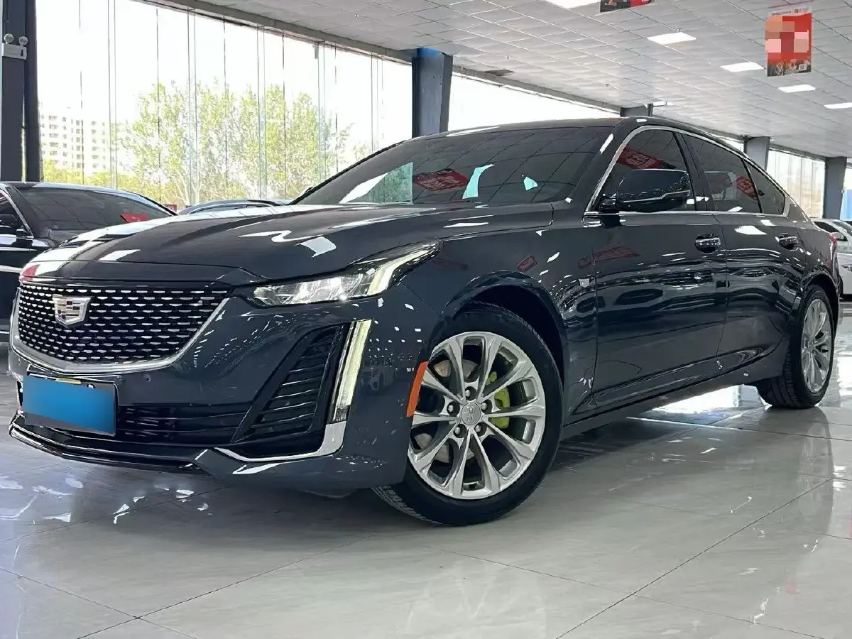 2022 Cadillac CT5 2.0T 237HP L4 10AT