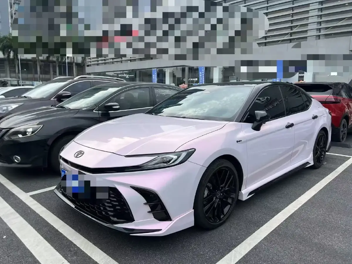 2024 Toyota Camry 2.5L 185HP L4 E-CVT Hybrid