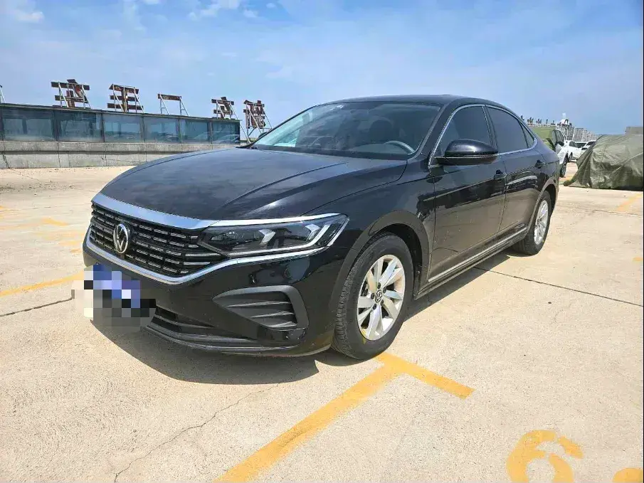 2022 Volkswagen Passat 1.4T 150HP L4 7DCT