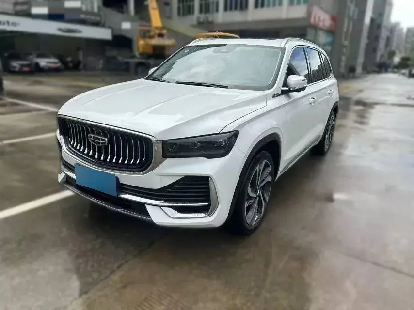 2023 Geely Monjaro 2.0T 238HP L4 8AT