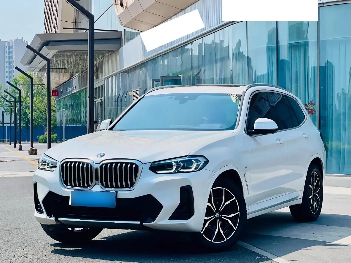 2022 BMW X3 2.0T 184HP L4 8AT