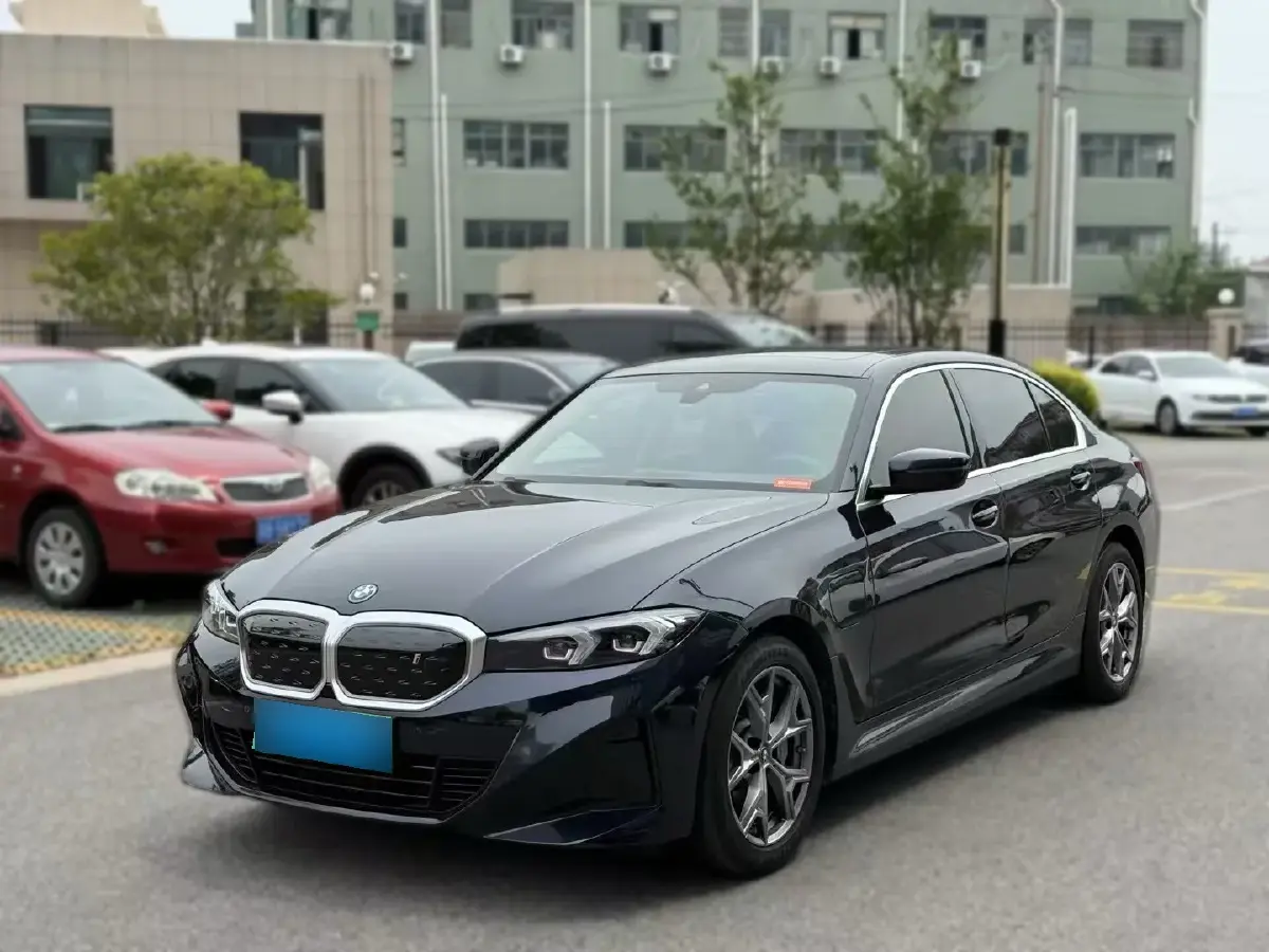 2024 BMW i3 BEV 70KWH