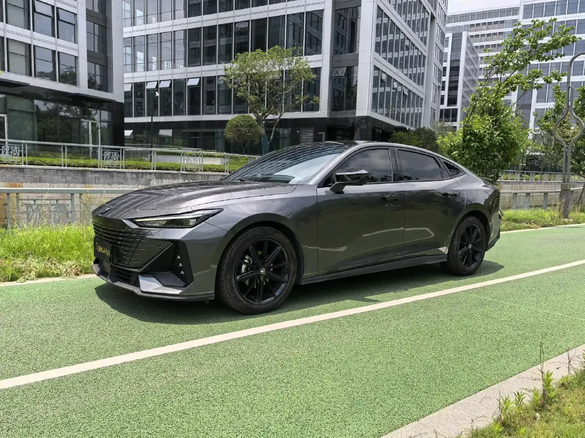 2024 ChangAn UNI-V 1.5T 188HP L4 7DCT