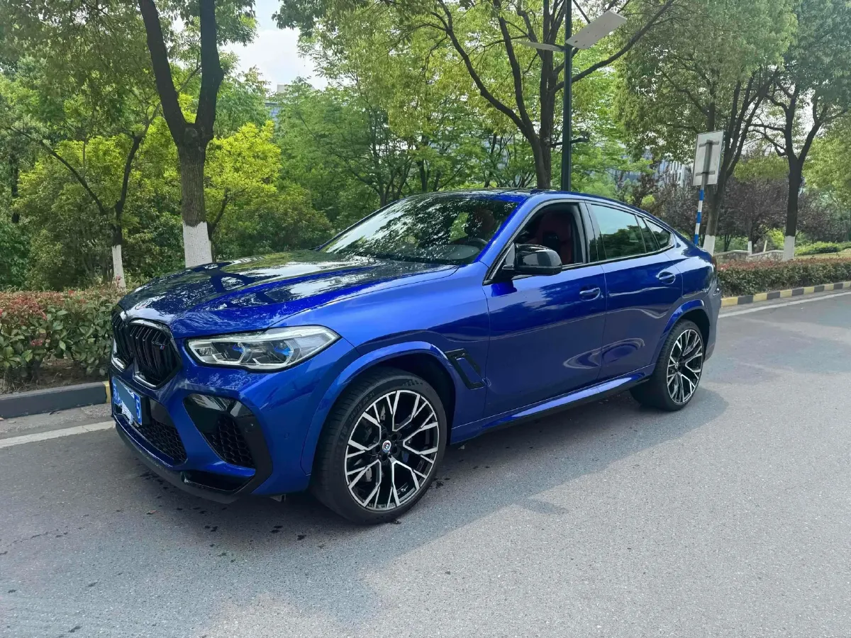 2022 BMW X6 M 4.4T 600HP V8 8AT,autocango,china used car exporter,china ev exporter,chinese used car exporter,chinese used ev exporter