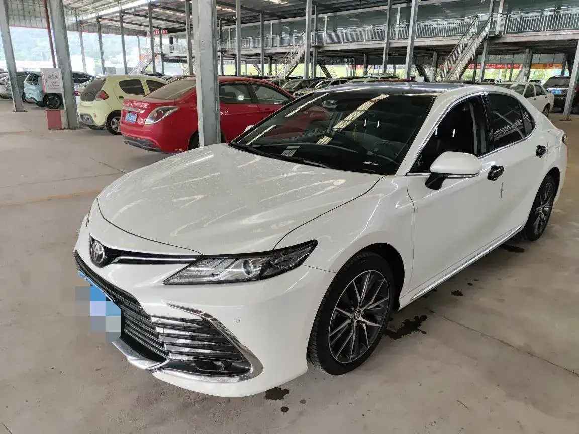 2023 Toyota Camry 2.5L 207HP L4 8AT