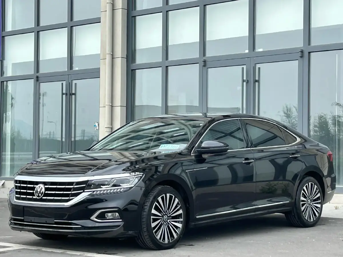 2020 Volkswagen Passat 2.0T 186HP L4 7DCT