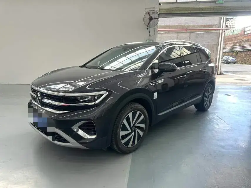 2022 Volkswagen Talagon 2.0T 220HP L4 7DCT