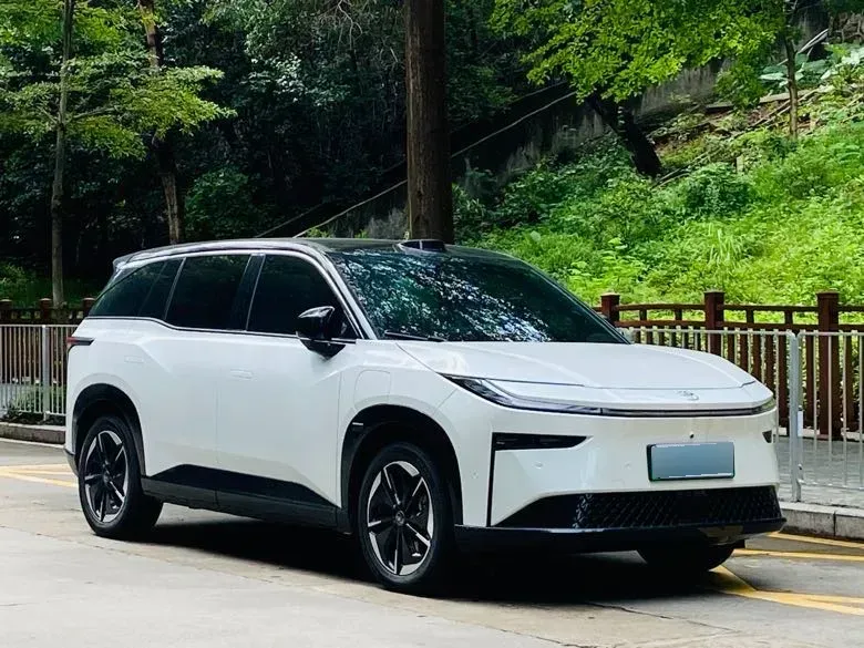 2025 Toyota BZ3X BEV 58.37KWH,autocango,china used car exporter,china ev exporter,chinese used car exporter,chinese used ev exporter