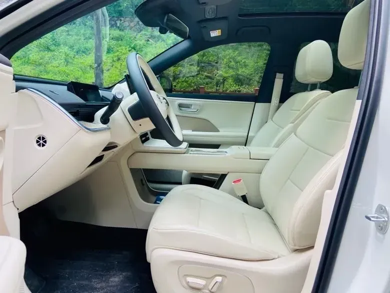 2025 Toyota BZ3X BEV 58.37KWH,autocango,china used car exporter,china ev exporter,chinese used car exporter,chinese used ev exporter