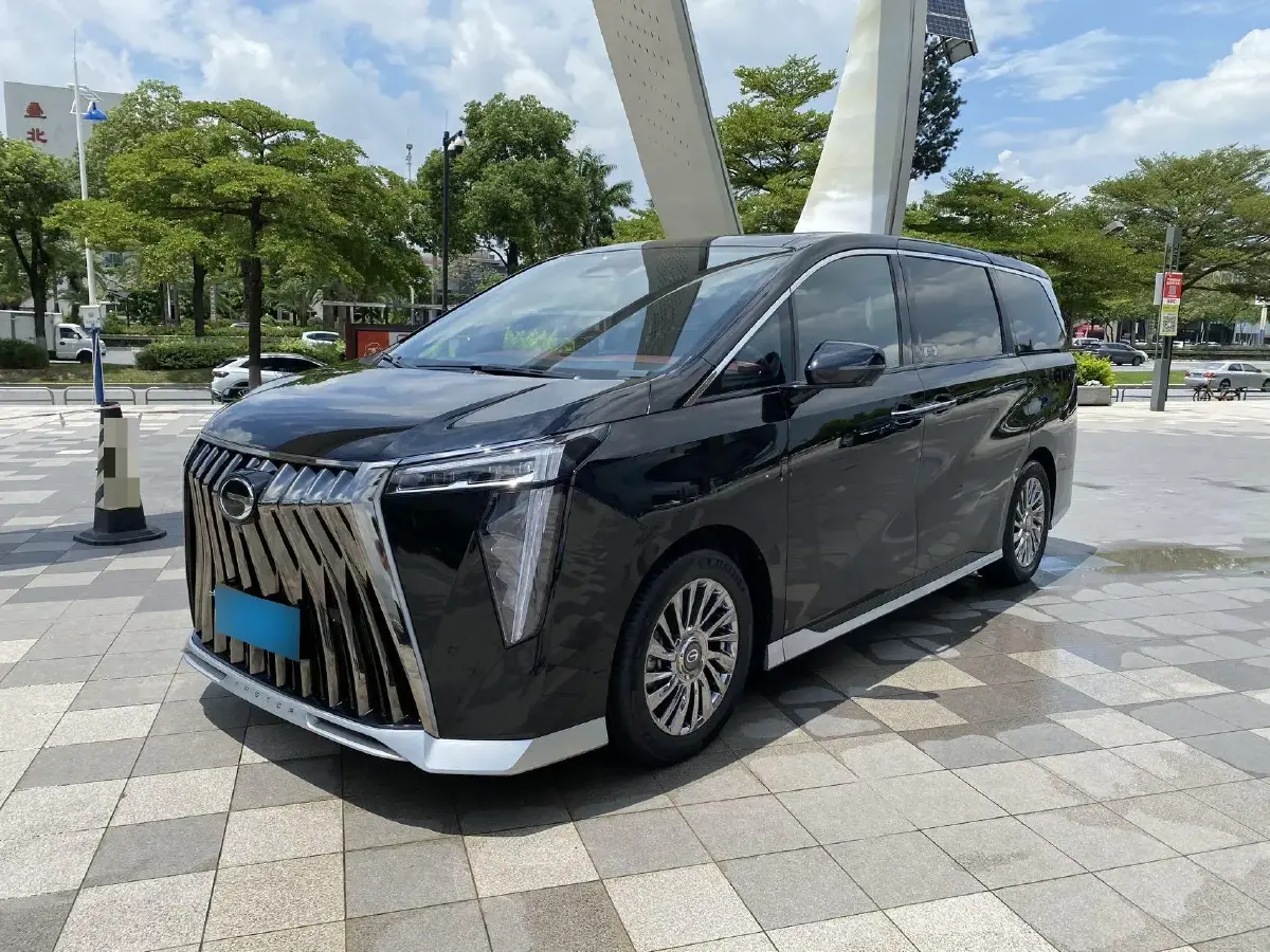 2023 GAC Trumpchi M8 2.0T 252HP L4 8AT