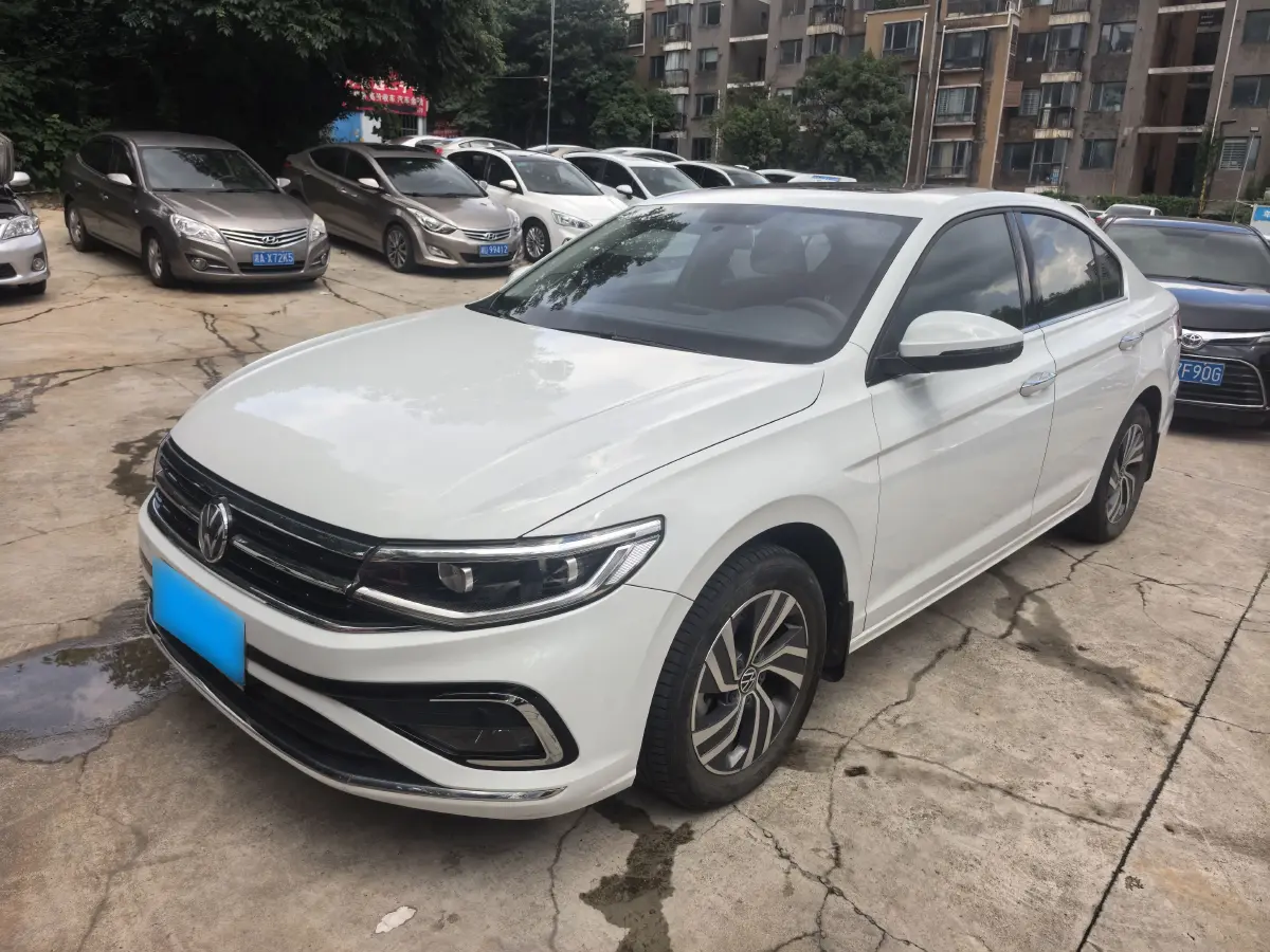 2023 Volkswagen Bora 1.2T 116HP L4 7DCT