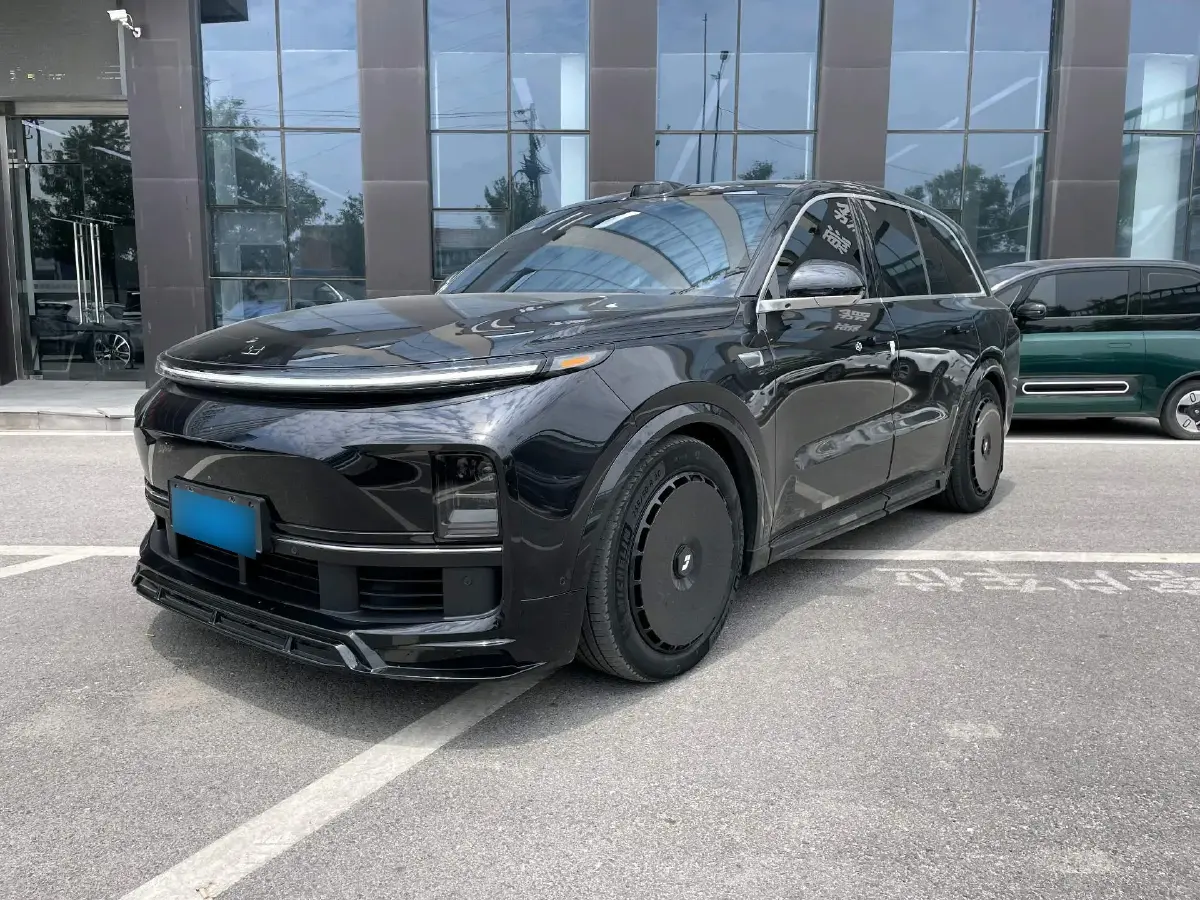 2023 Li L8 Range Extended 154HP REEV 40.9KWH