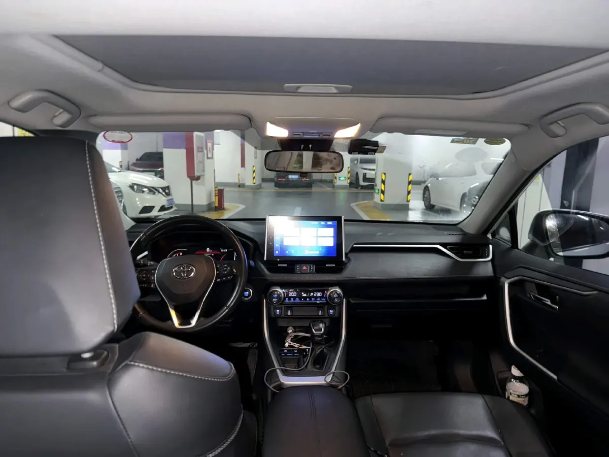 2022 Toyota RAV4 2.0L 171HP L4 CVT,autocango,china used car exporter,china ev exporter,chinese used car exporter,chinese used ev exporter