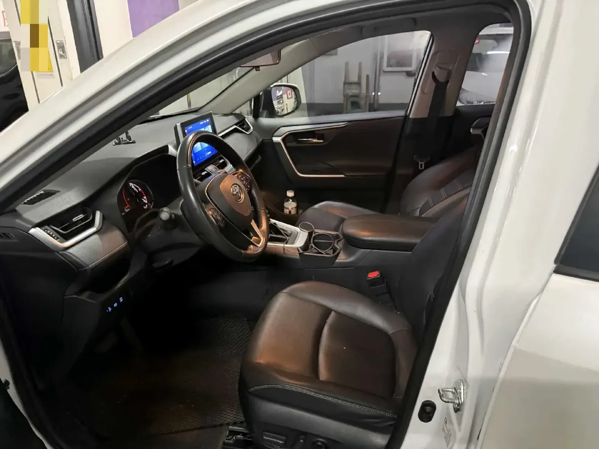 2022 Toyota RAV4 2.0L 171HP L4 CVT,autocango,china used car exporter,china ev exporter,chinese used car exporter,chinese used ev exporter