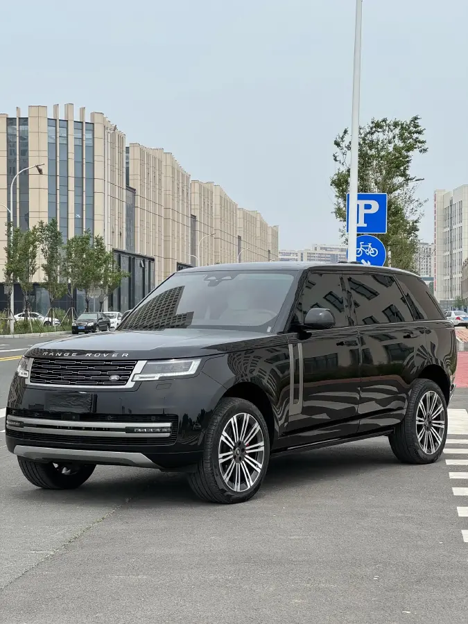 2024 Land Rover Range Rover 3.0T 400HP L6 8AT