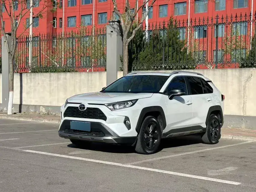2022 Toyota RAV4 2.0L 171HP L4 CVT