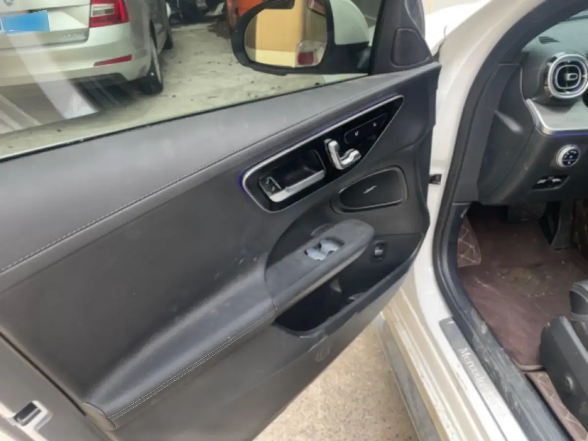 2025 Mercedes-Benz C Class 1.5T 204HP L4 9AT,autocango,china used car exporter,china ev exporter,chinese used car exporter,chinese used ev exporter
