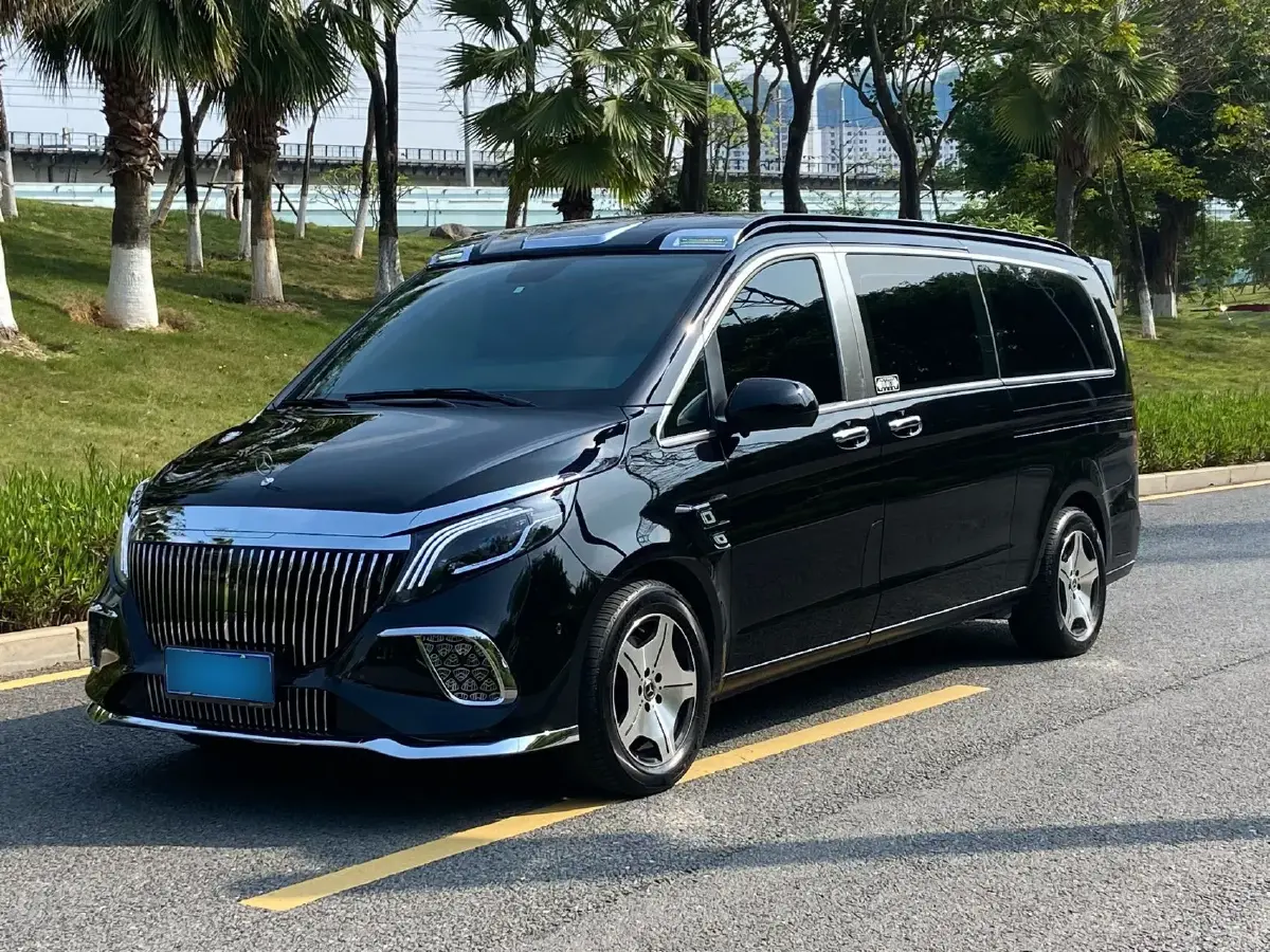 2023 Mercedes-Benz Vito 2.0T 211HP L4 9AT