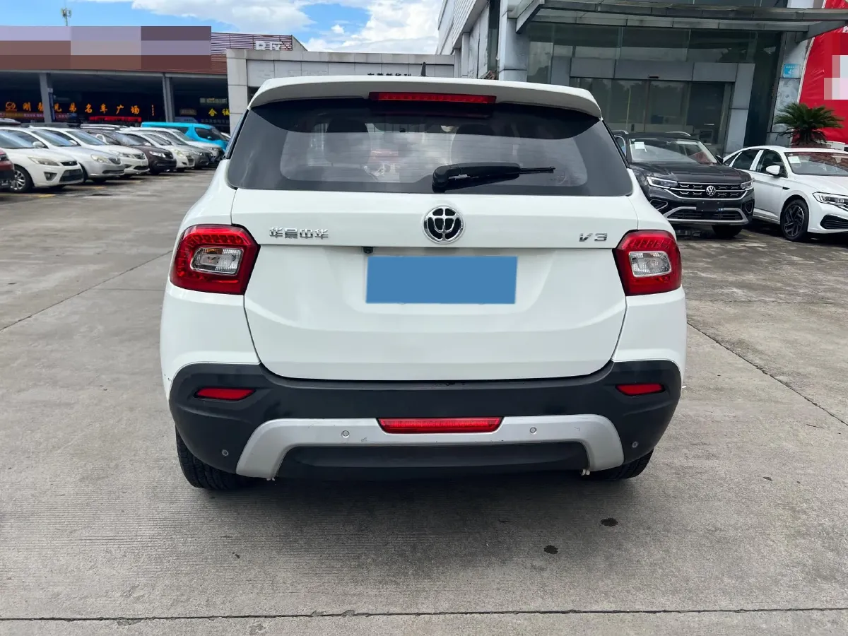 2016 Brilliance Auto V3 1.5L 112HP L4 5MT,autocango,china used car exporter,china ev exporter,chinese used car exporter,chinese used ev exporter