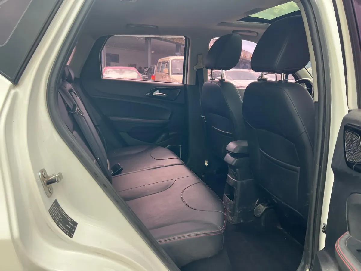 2016 Brilliance Auto V3 1.5L 112HP L4 5MT,autocango,china used car exporter,china ev exporter,chinese used car exporter,chinese used ev exporter