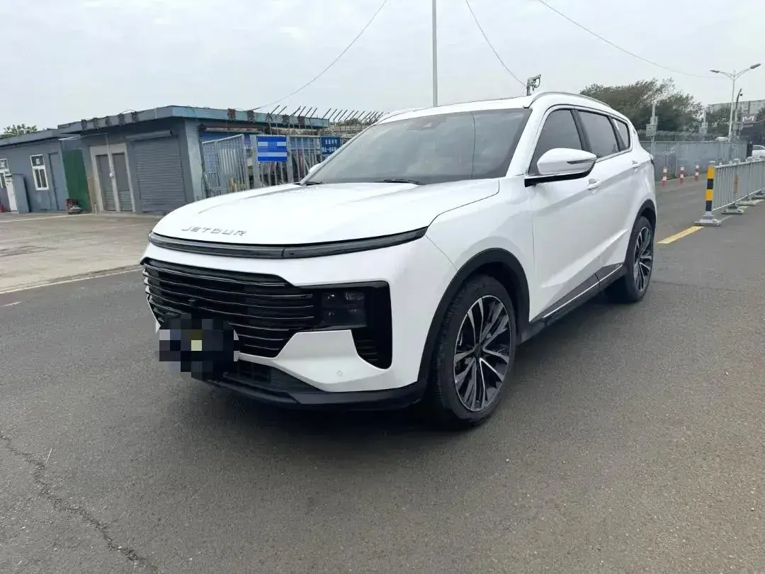 2025 Jetour X70 Plus 1.5T 184HP L4 7DCT