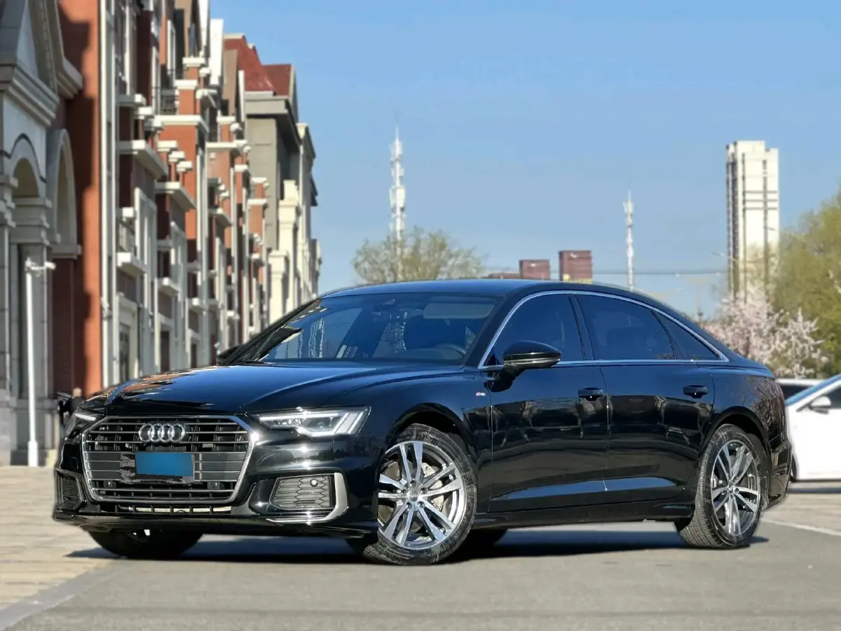 2022 Audi A6L 2.0T 224HP L4 7DCT