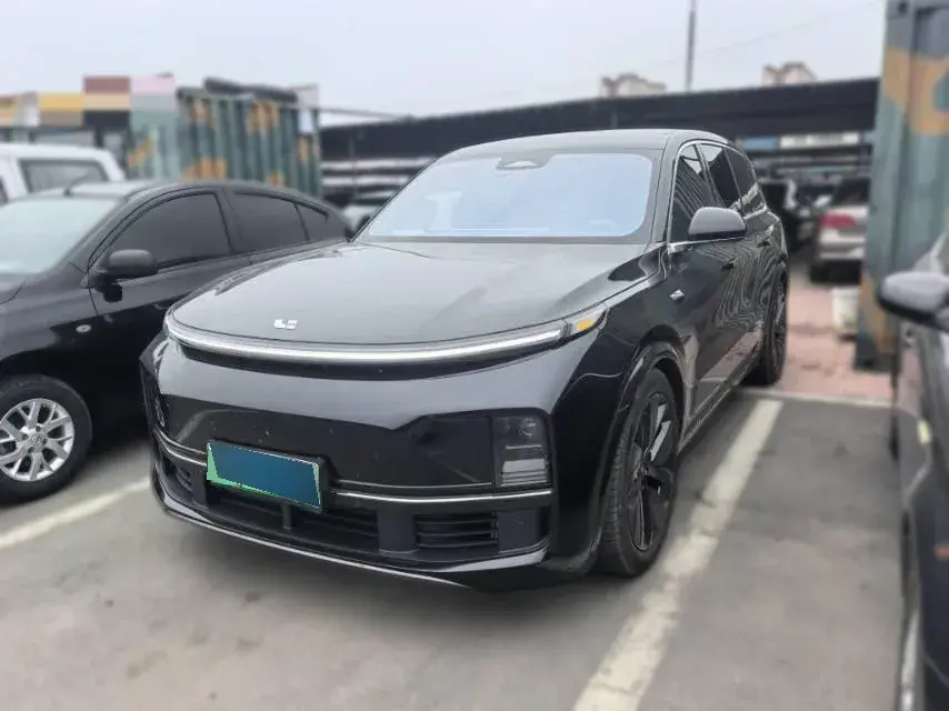 2023 Li L9 Range Extended 154HP REEV 42.6KWH