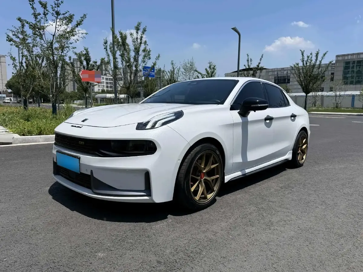 2022 LYNK&CO 03 2.0T 190HP L4 7DCT