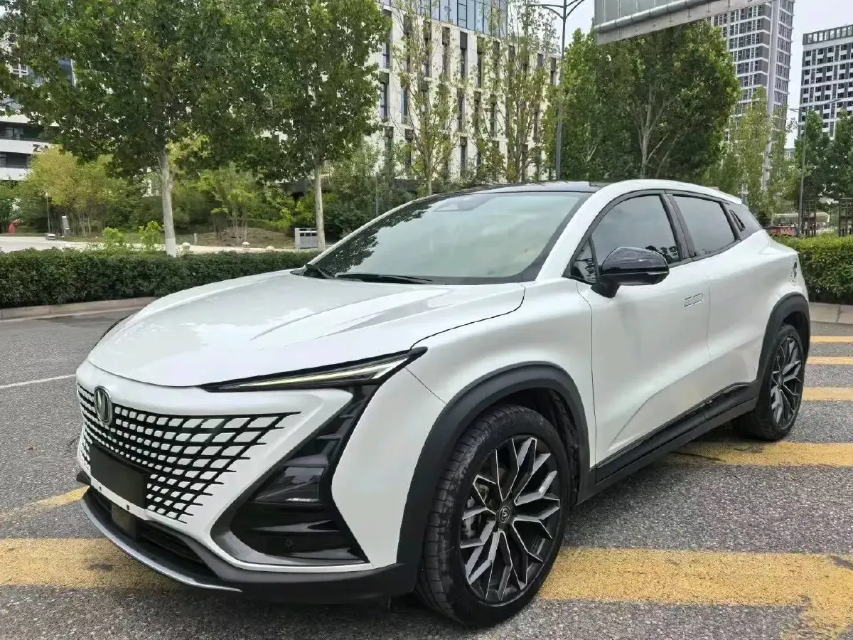 2022 ChangAn UNI-T 1.5T 188HP L4 7DCT