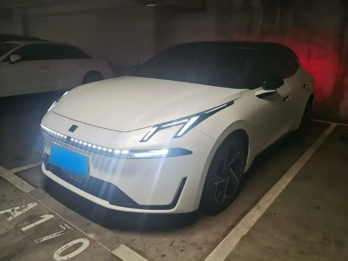 2024 LYNK&CO 07 EM-P 1.5T 163HP L4 3DHT PHEV 18.99KWH