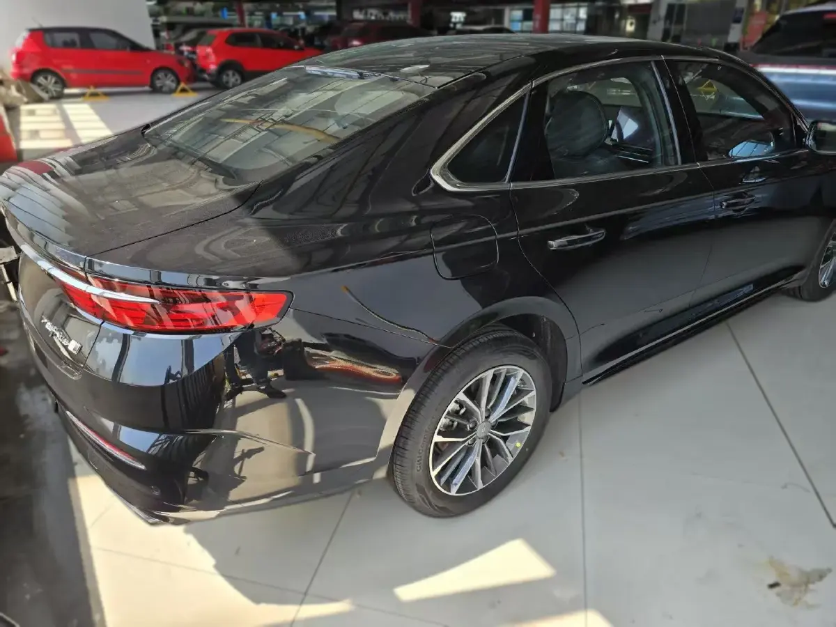2025 Geely Preface 1.5T 181HP L4 7DCT,autocango,china used car exporter,china ev exporter,chinese used car exporter,chinese used ev exporter