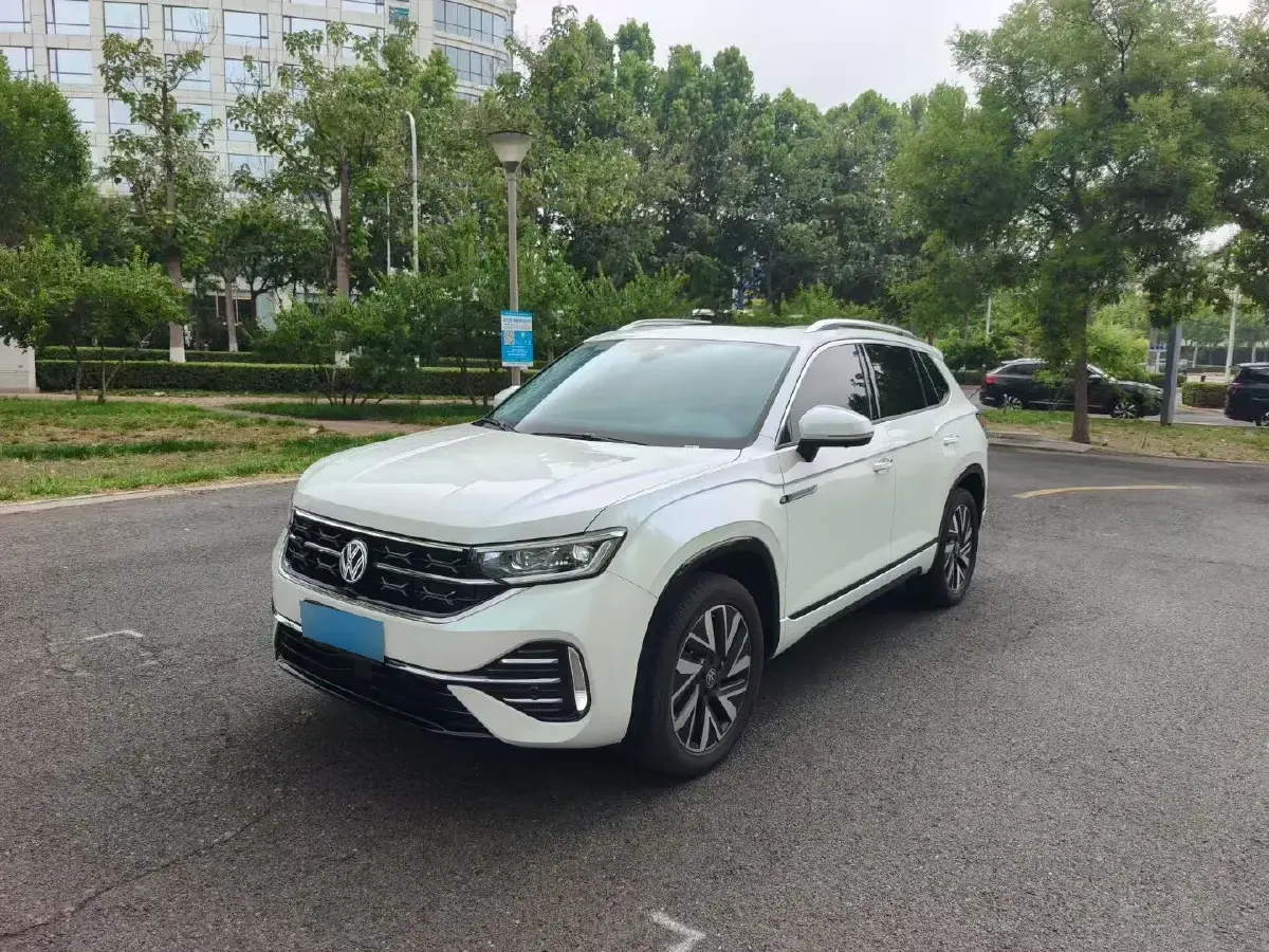 2024 Volkswagen Tayron 2.0T 186HP L4 7DCT