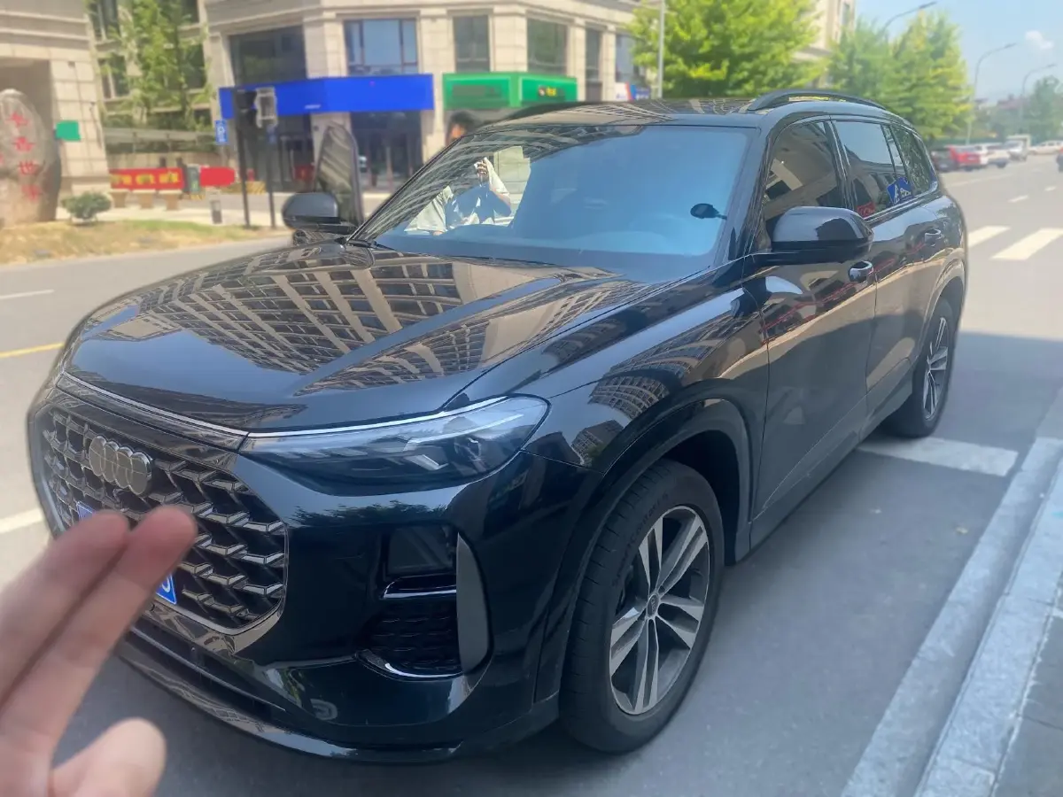 2024 Audi Q6 2.0T 265HP L4 7DCT