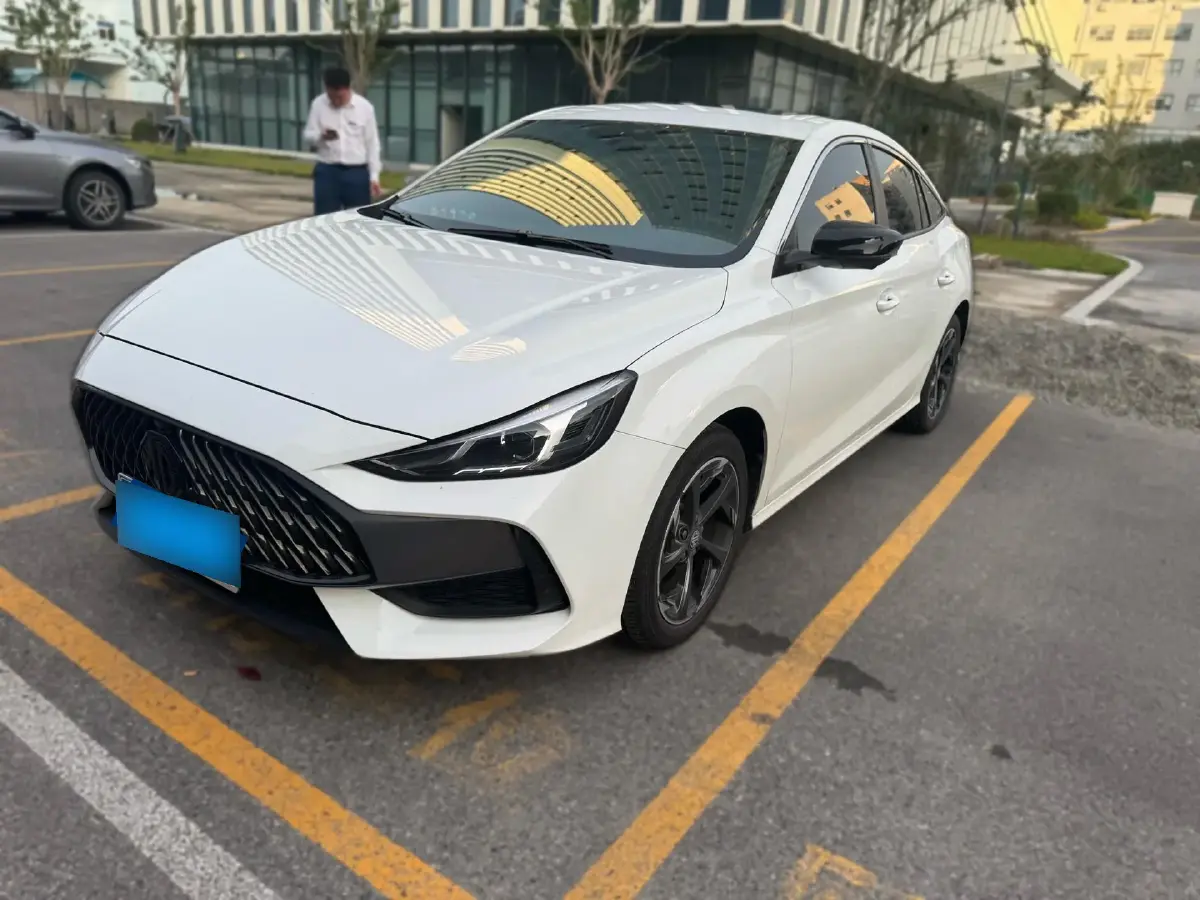 2022 MG 5 1.5T 173HP L4 7DCT