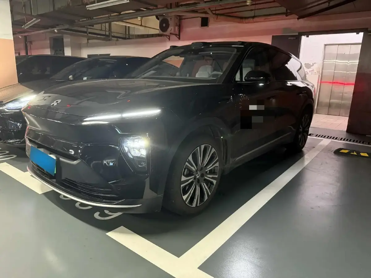 2024 NIO ES8 BEV 75KWH