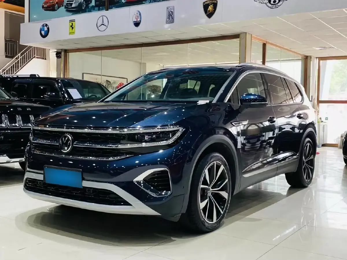 2022 Volkswagen Talagon 2.5T 299HP V6 7DCT