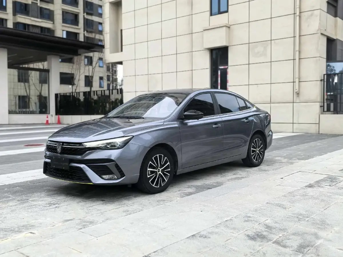 2021 Roewe i5 1.5L 120HP L4 CVT