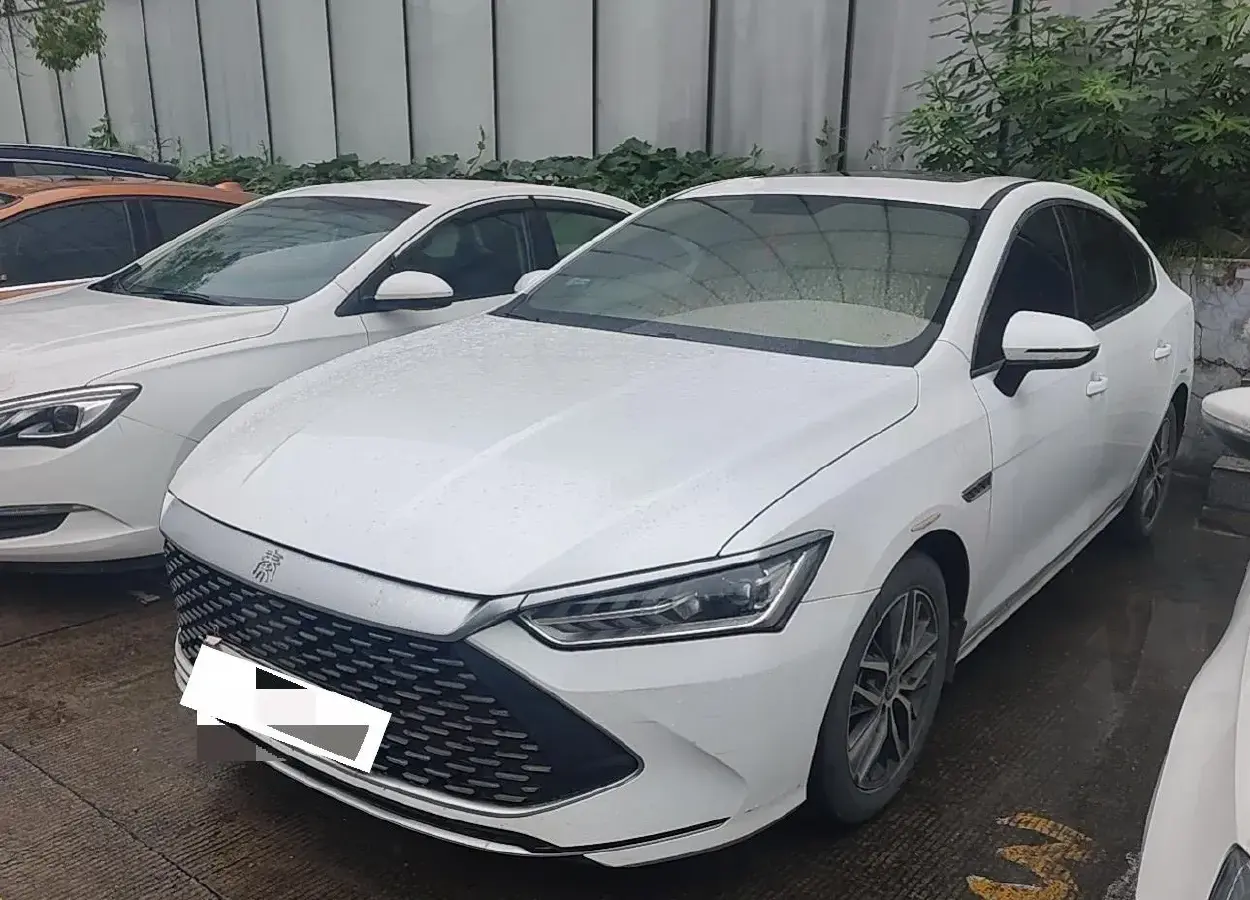 2021 BYD Qin Plus 1.5L 110HP L4 E-CVT PHEV 8.32KWH
