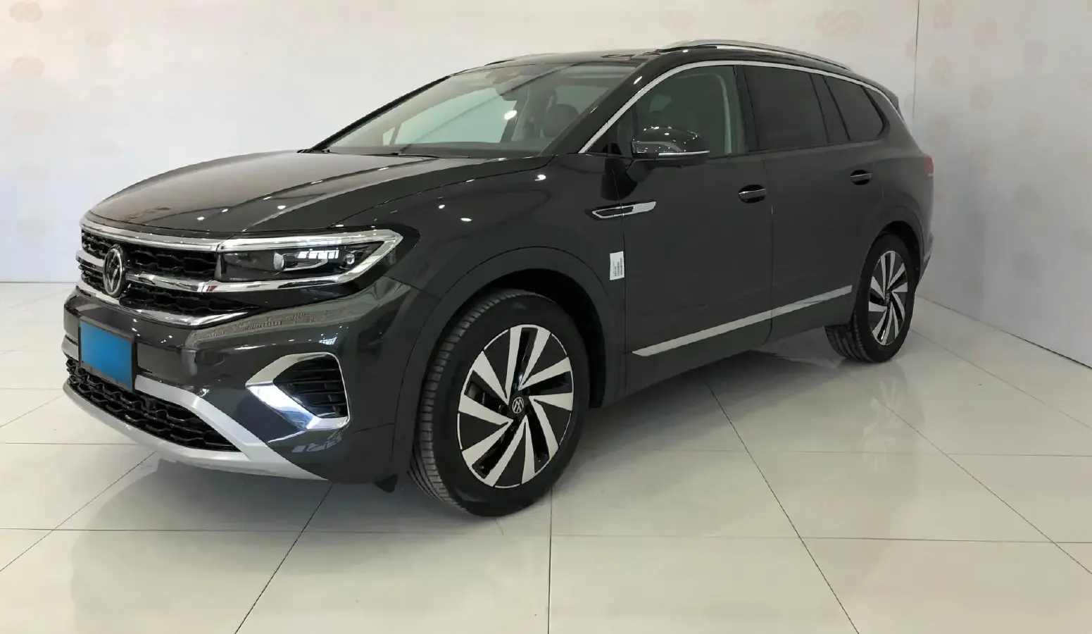 2022 Volkswagen Talagon 2.0T 220HP L4 7DCT