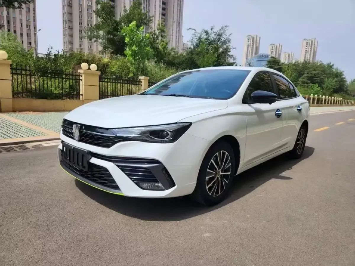 2021 Roewe i5 1.5L 120HP L4 CVT