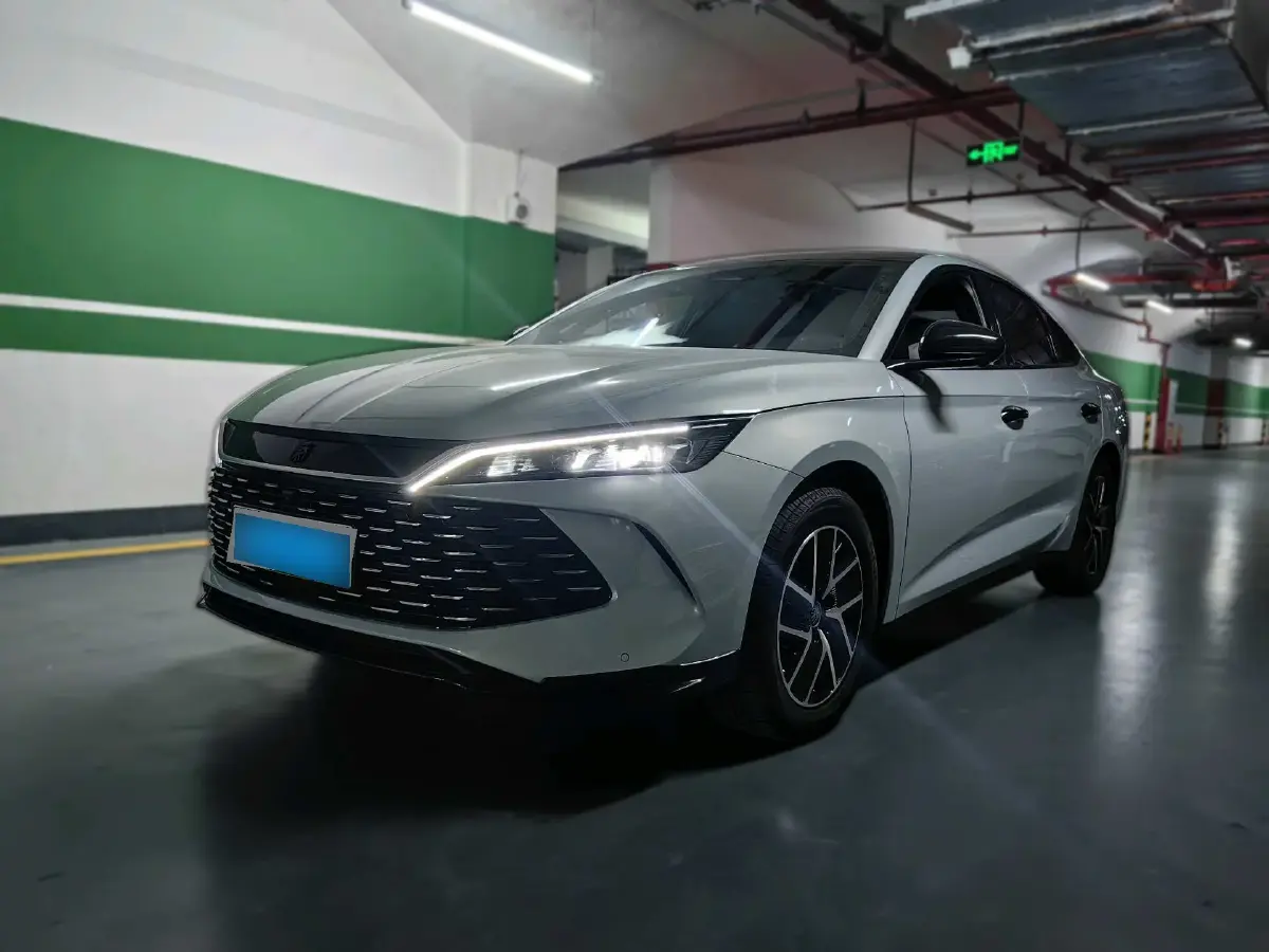 2024 BYD QinL 1.5L 101HP L4 E-CVT PHEV 15.87KWH