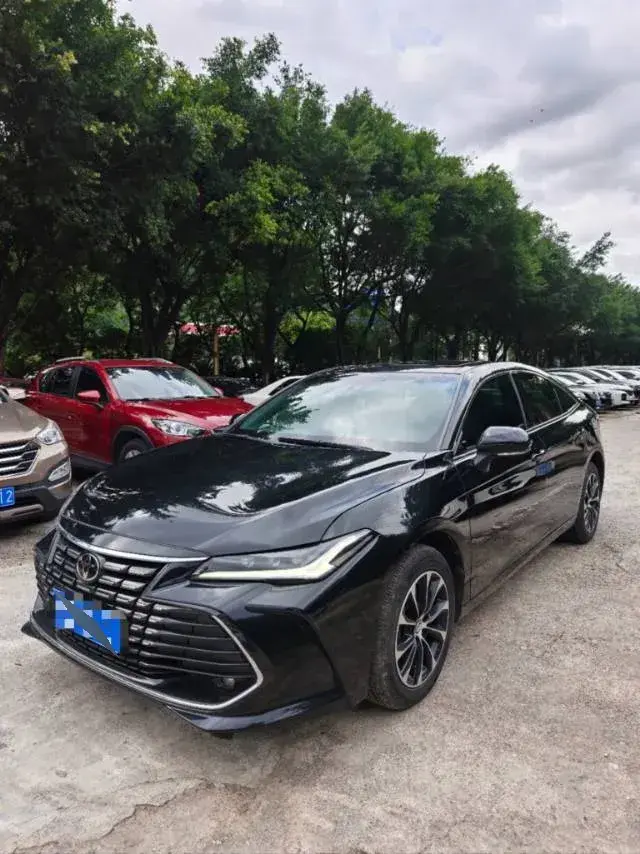2023 Toyota Avalon 2.0L 177HP L4 CVT