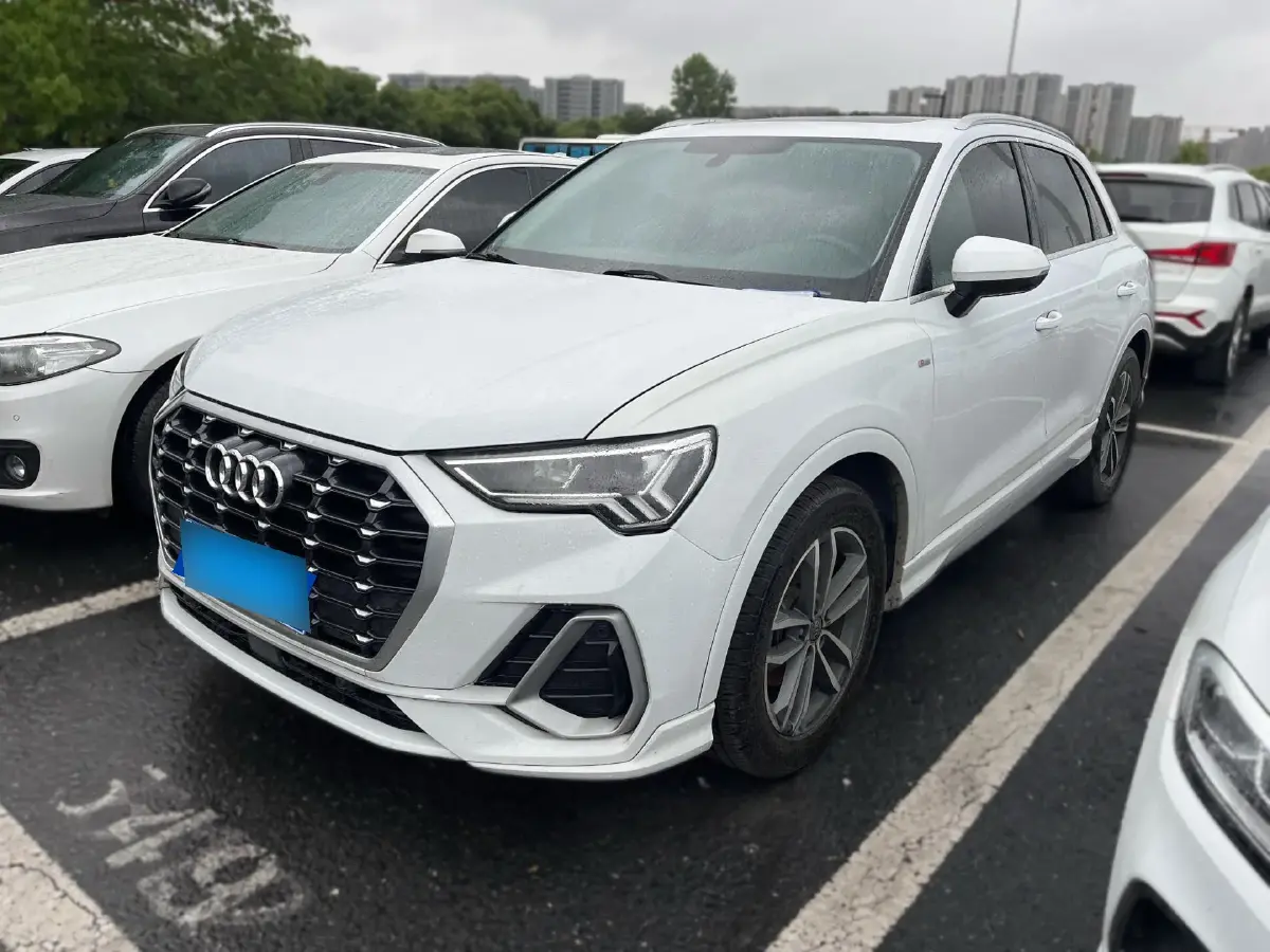 2022 Audi Q3 1.4T 150HP L4 7DCT