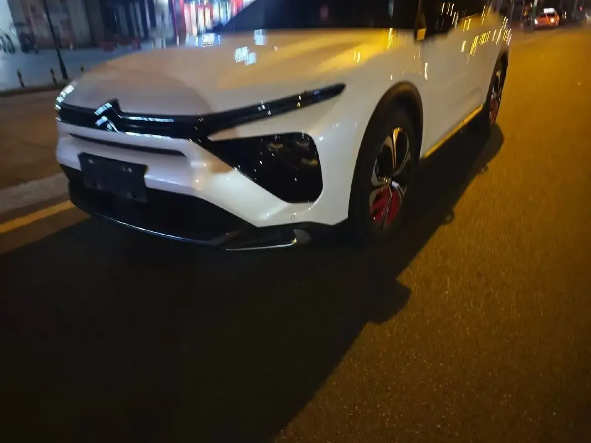 2022 Citroen C5 X 1.6T 175HP L4 8AT